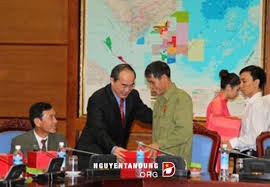 Deputy Prime Minister receives revolutionaries from Quang Tri province - ảnh 1